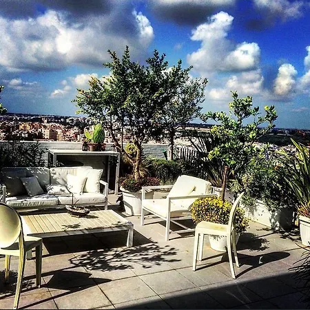 Apartment Penthouse *